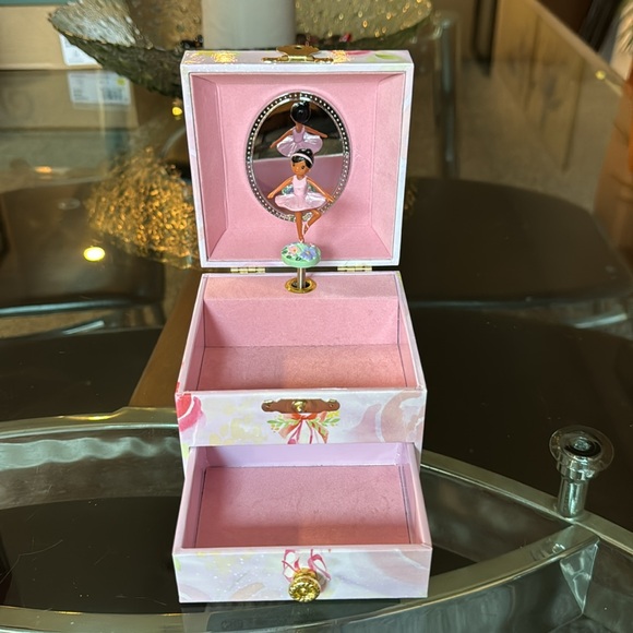 Jewelkeeper Ballerina 🩰 Musical Jewelry Box - Picture 3 of 10